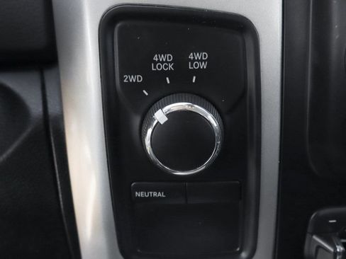 Used 2017 RAM 3500 Lone Star image 38