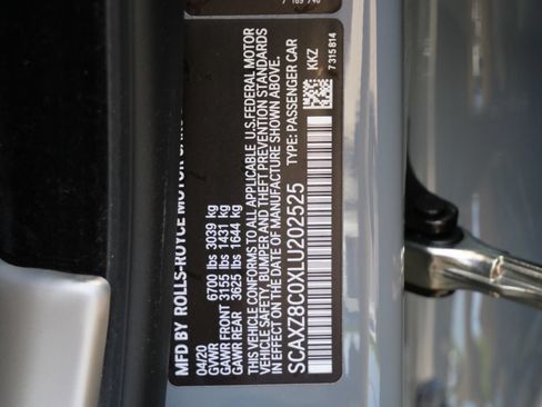 Used 2020 Rolls-Royce Dawn RWD image 33