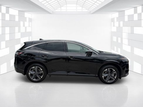 Certified 2025 Nissan Murano SL w/ Cargo Package AWD/4WD image 8