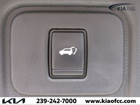 Used 2024 Nissan Murano SV image 12