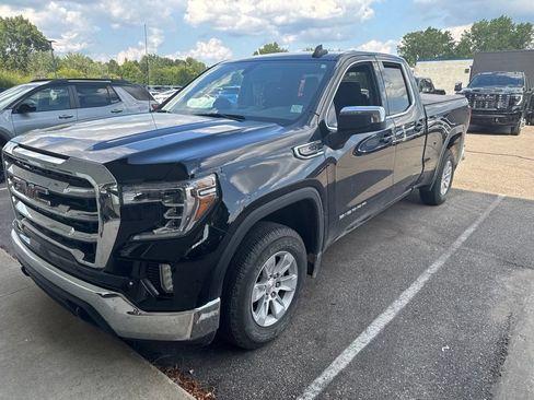 Used 2019 GMC Sierra 1500 SLE w/ SLE Convenience Package AWD/4WD image 3