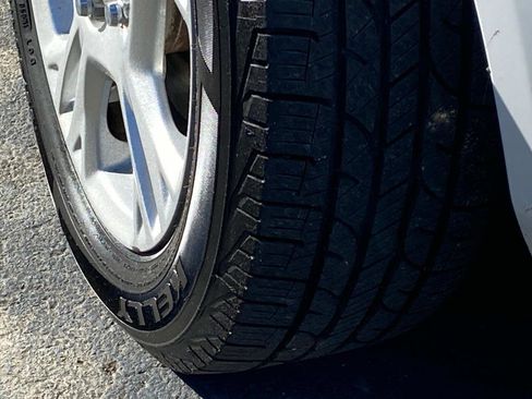 Used 2016 Ford Fiesta SE image 16