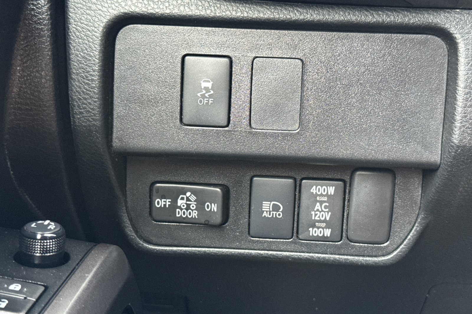 Certified 2021 Toyota Tacoma TRD Sport w/ Technology Package AWD/4WD image 32