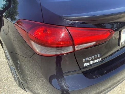 Used 2017 Kia Forte EX w/ EX Premium Plus Package FWD image 35