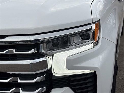 Used 2023 Chevrolet Silverado 1500 LTZ image 10