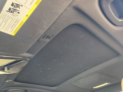 Used 2022 BMW 530e w/ Premium Package image 27