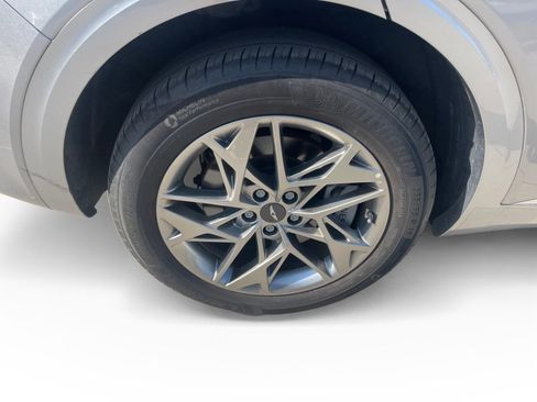 Used 2025 Genesis GV70 2.5T image 16