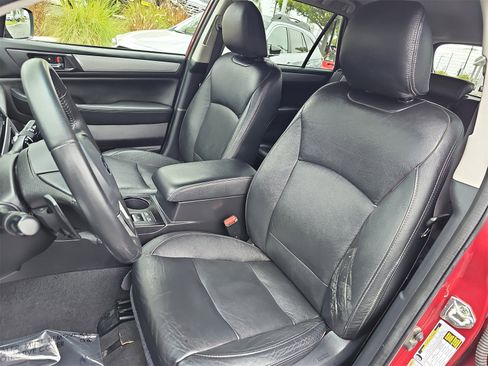 Used 2017 Subaru Outback 2.5i Premium image 14