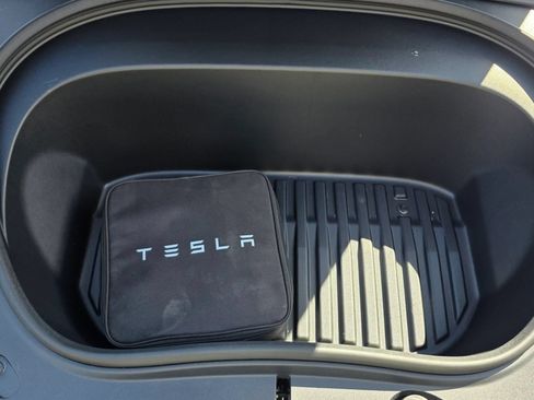 Used 2025 Tesla Model 3 Long Range AWD/4WD image 19