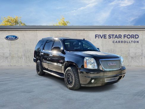 Used 2013 GMC Yukon Denali image 1