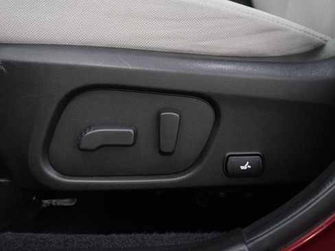 Used 2017 Subaru Forester 2.5i Premium w/ All-Weather Package AWD/4WD image 21