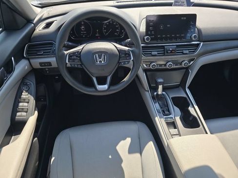 Used 2019 Honda Accord LX image 22