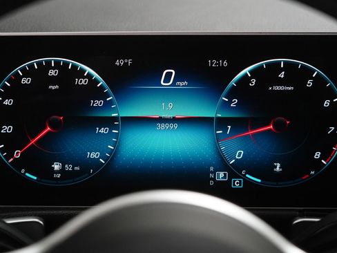 Certified 2021 Mercedes-Benz GLB 250 4MATIC image 22