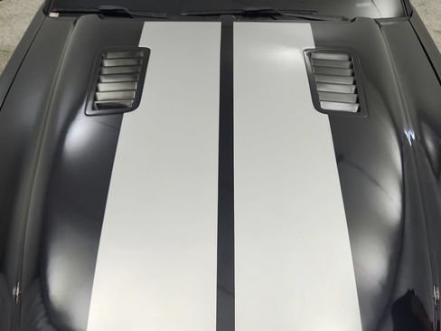 Used 2010 Ford Mustang Shelby GT500 RWD image 12