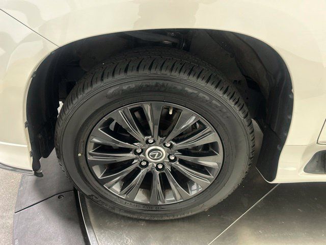 Used 2023 Lexus GX 460 Premium w/ Accessory Package AWD/4WD image 27