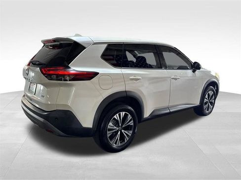 Used 2021 Nissan Rogue SV FWD image 5