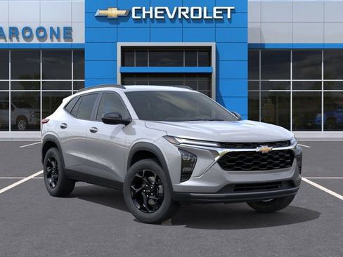 New 2026 Chevrolet Trax LT image 7