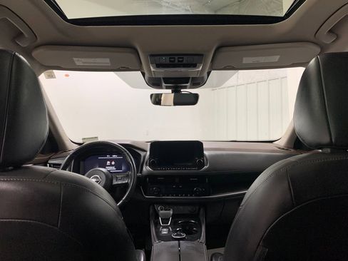 Used 2022 Nissan Rogue Platinum w/ Head-Up Display Package image 21