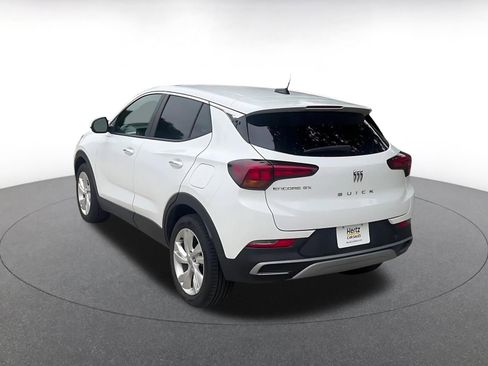 Used 2025 Buick Encore GX Preferred FWD image 11