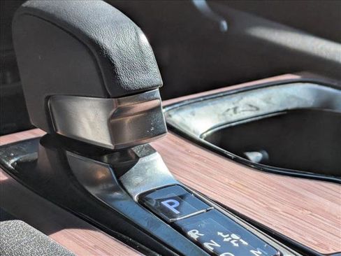 Used 2025 Lexus RX 350 Premium w/ Accessory Package (Z1) FWD image 13