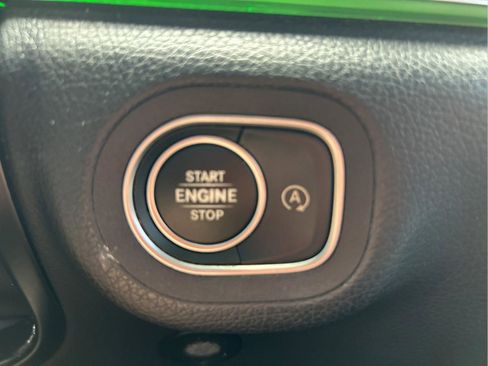 Used 2020 Mercedes-Benz GLS 450 4MATIC image 37
