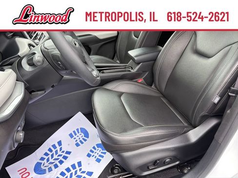 Used 2025 Jeep Compass Limited AWD/4WD image 14