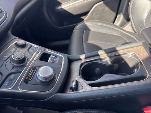 Used 2015 Chrysler 200 C w/ Navigation & Sound Group I AWD/4WD image 32