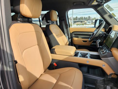 New 2026 Land Rover Defender 110 V8 image 12