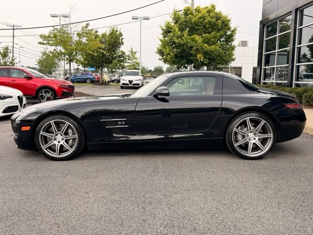 Used 2011 Mercedes-Benz SLS AMG Coupe image 5