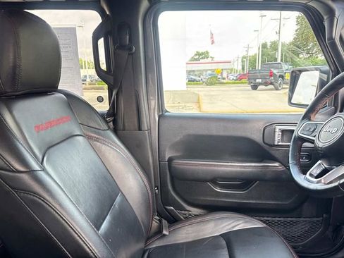 Used 2022 Jeep Gladiator Rubicon w/ Cold Weather Group AWD/4WD image 16