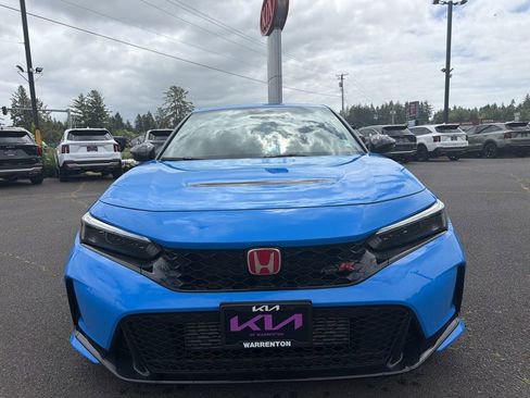 Used 2025 Honda Civic Type R image 3