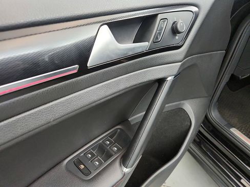 Used 2015 Volkswagen GTI Autobahn FWD image 20