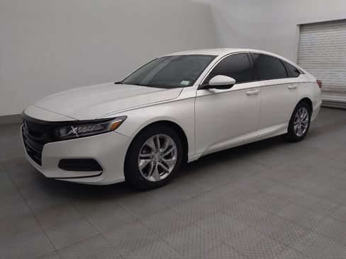 Used 2018 Honda Accord LX image 2