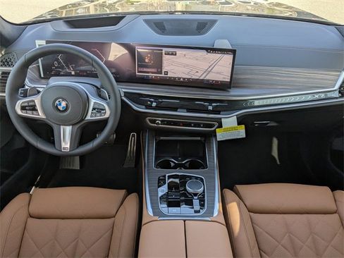 New 2026 BMW X7 xDrive40i image 16