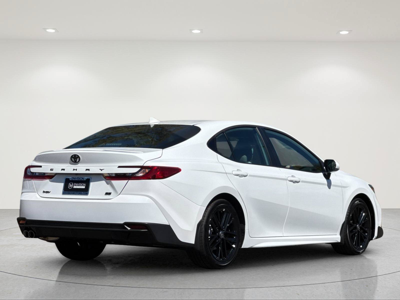 Used 2026 Toyota Camry SE w/ Multimedia Upgrade Package FWD image 6