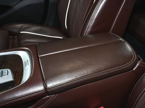 Used 2022 BMW 750i xDrive w/ Executive Package image 67