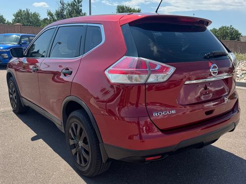 Used 2016 Nissan Rogue S AWD/4WD image 4