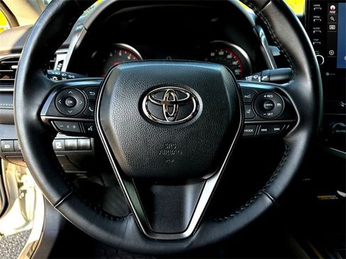 Used 2023 Toyota Camry XSE w/ Navigation Package image 15
