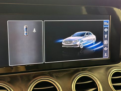 Used 2019 Mercedes-Benz E 300 image 16