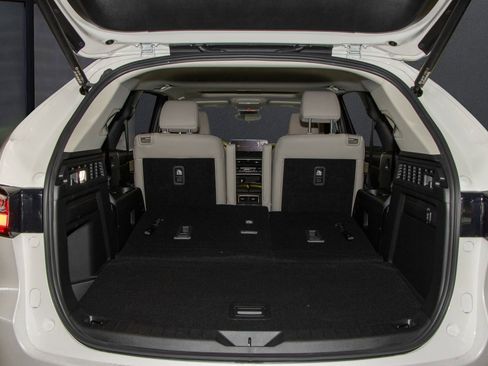 Used 2025 MAZDA CX-90 3.3 Turbo w/ Preferred Package image 18