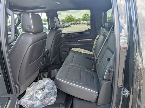 New 2026 GMC Sierra 1500 AT4X AWD/4WD image 10