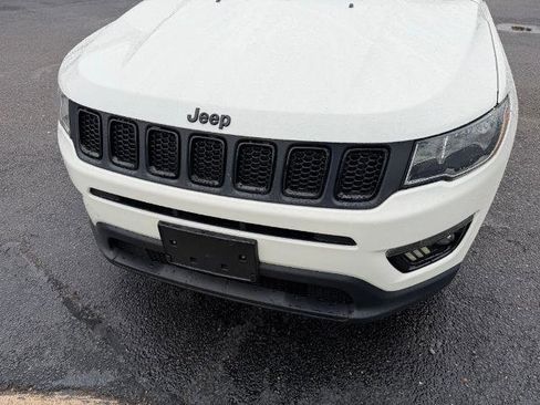 Used 2020 Jeep Compass Latitude FWD image 10