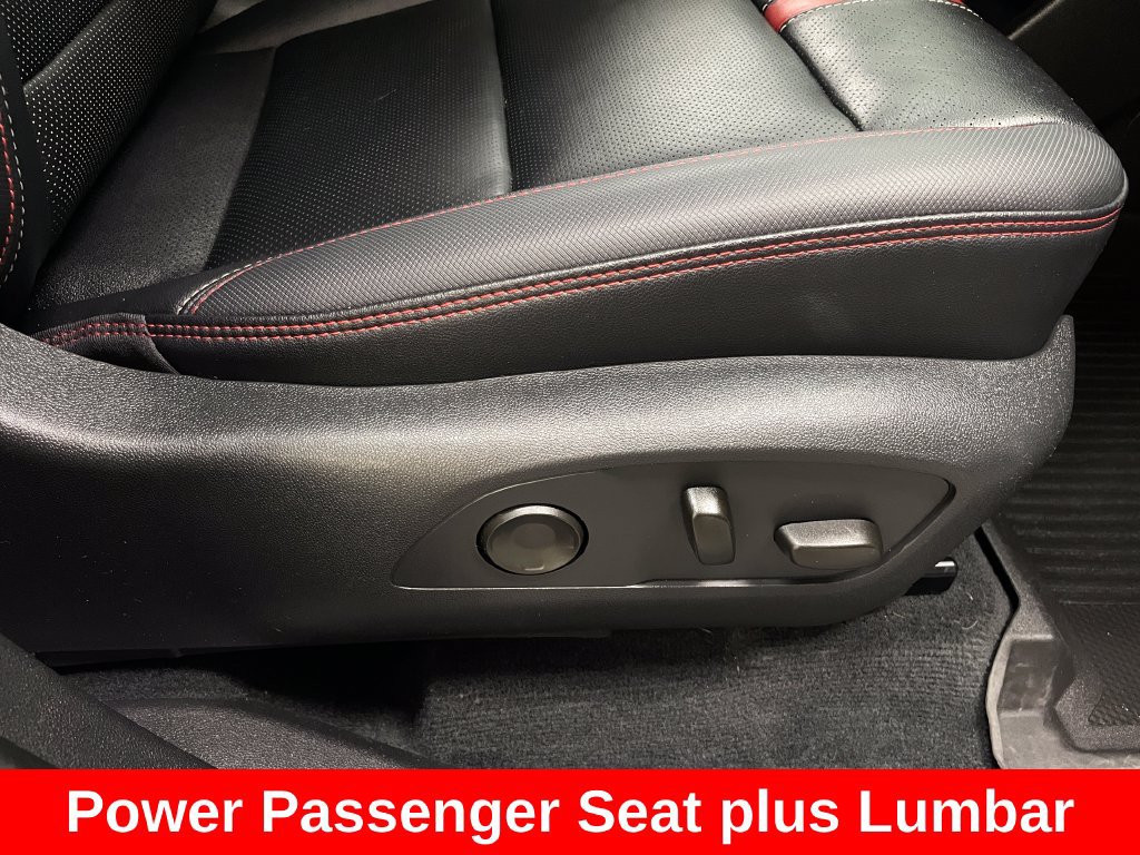 Used 2024 Chevrolet Traverse RS w/ LPO, Floor Liner Package AWD/4WD image 14