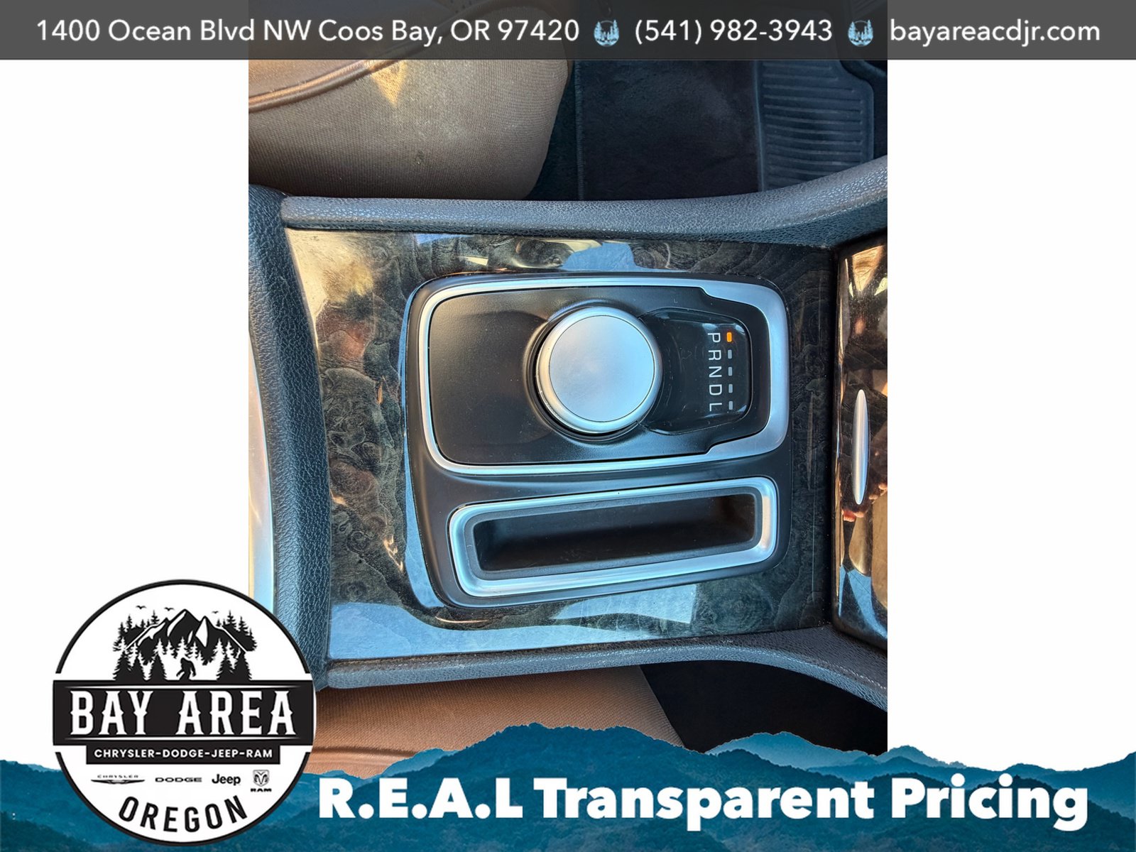 Used 2019 Chrysler 300 Limited w/ Light Group RWD image 17