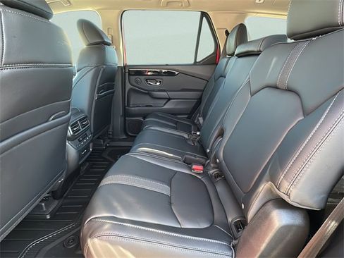 New 2025 Honda Pilot Touring image 14