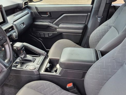 Used 2024 Toyota Tacoma SR5 RWD image 29