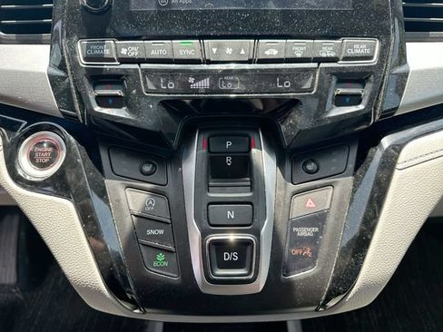 Used 2023 Honda Odyssey Touring image 38
