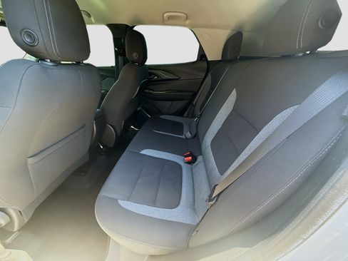 Used 2022 Chevrolet TrailBlazer LS image 22