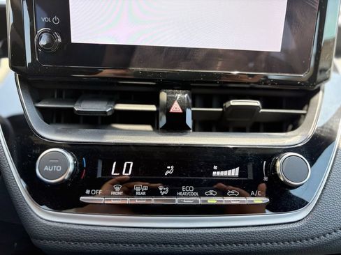 Used 2023 Toyota Corolla SE FWD image 20