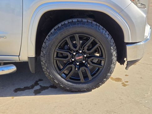 Certified 2022 GMC Sierra 1500 SLE image 32